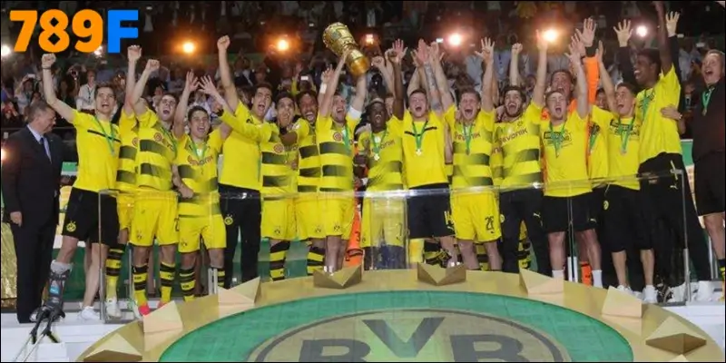Bảng xếp hạng Ngoại hạng Anh – Hành trình mùa giải 2024/25 3 Câu lạc bộ Bóng đá Borussia Dortmund thu hút rất nhiều tài năng trẻ