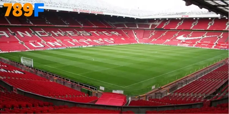 Bảng xếp hạng Ngoại hạng Anh – Hành trình mùa giải 2024/25 2 Sân vận động Old Trafford