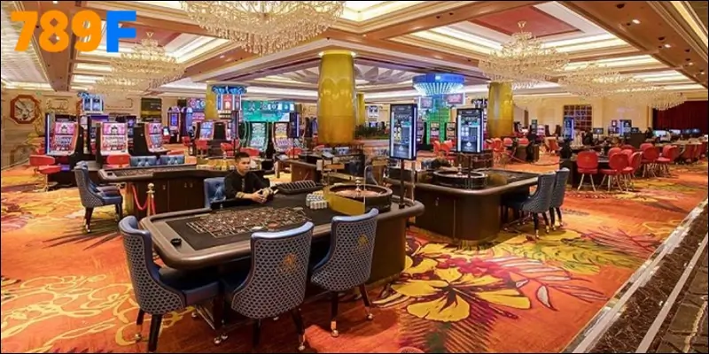 Những chiếc ghế bỏ trống phản chiếu thực tế phũ phàng: lợi nhuận casino Phú Quốc đang ngày càng xa vời Những chiếc ghế bỏ trống phản chiếu thực tế phũ phàng: lợi nhuận casino Phú Quốc đang ngày càng xa vời